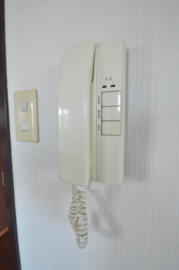 セキュリティ　※別号室の写真となります。