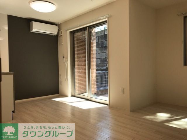コーポ栞の居間写真
