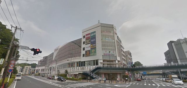 ホームセンター　ニトリ戸塚店（ホームセンター）まで447m