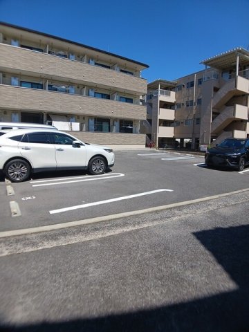 駐車場　駐車場があります