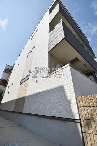 建物外観　2018年完成