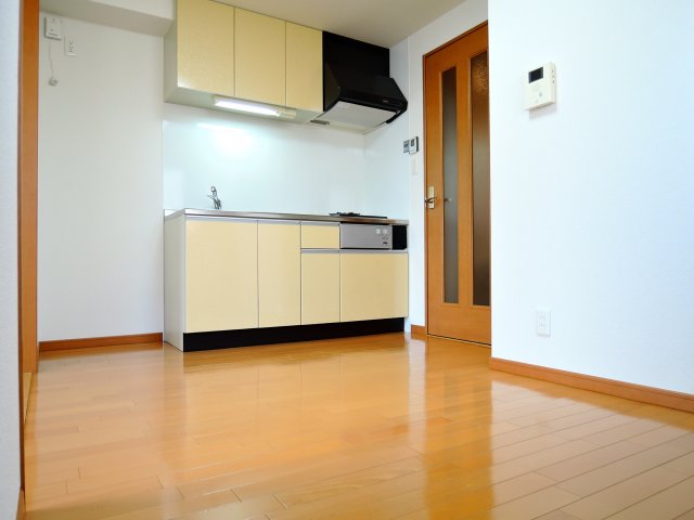 TIAハイム上本町の居間写真