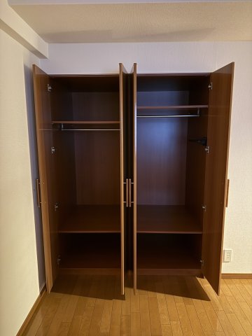 収納　洋室の収納