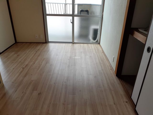ＪＲ予讃線 今治駅 徒歩6分 4階建 築49年の内装写真