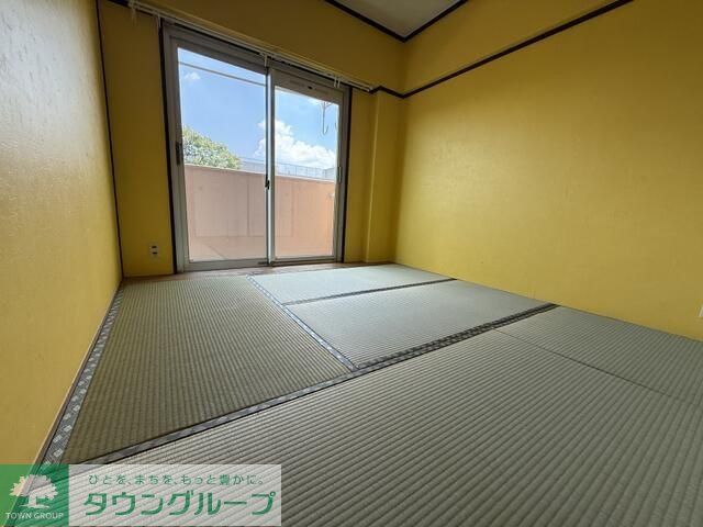 新栄団地1街区1号棟の内装写真