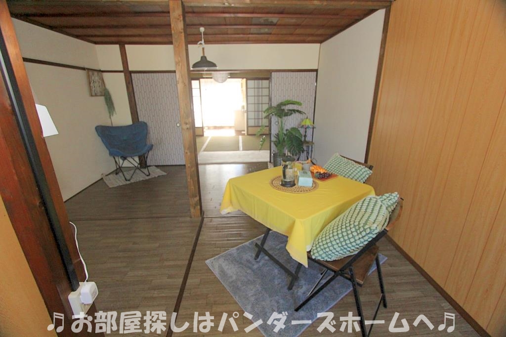 牧野阪3丁目平屋テラスの居間写真
