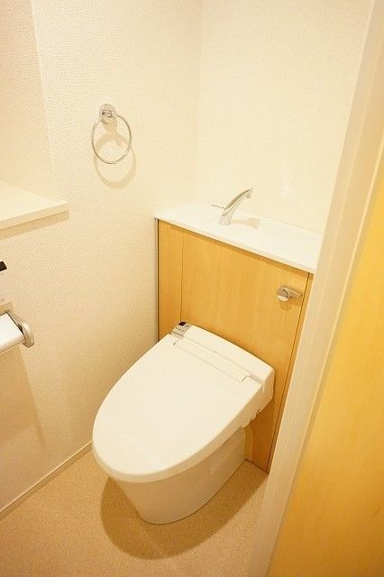 Forst Villaのトイレ写真