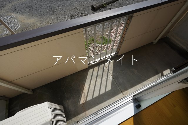 バルコニー　洗濯物が干せます