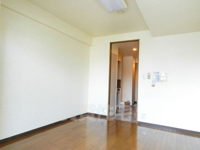 ＪＲ東海道本線 瀬田駅 徒歩2分 10階建 築29年の内装写真