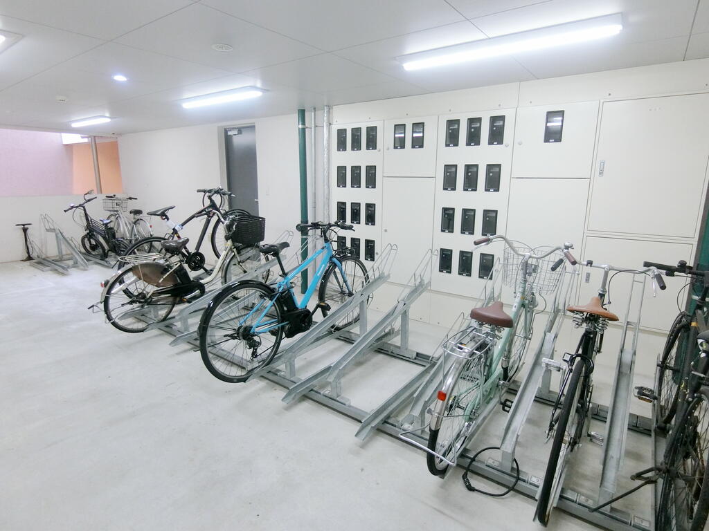 駐車場　駐輪場
