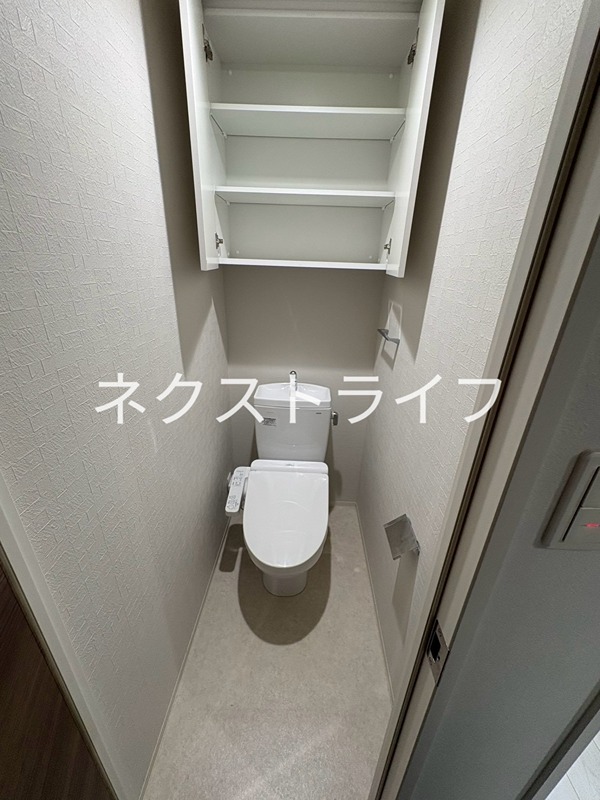 東京メトロ日比谷線 南千住駅 徒歩10分 10階建 築7年のトイレ写真