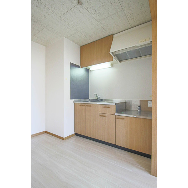 キッチン　同じ敷地内別のお部屋