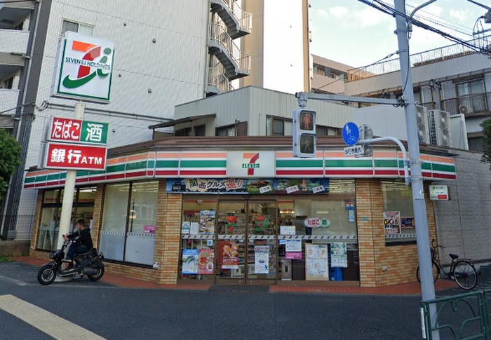 コンビニ　セブンイレブン（コンビニ）まで93m