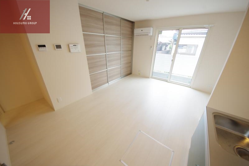 居室・リビング　同施工会社・同型モデルの室内です。（参考写真・イメージ写真）