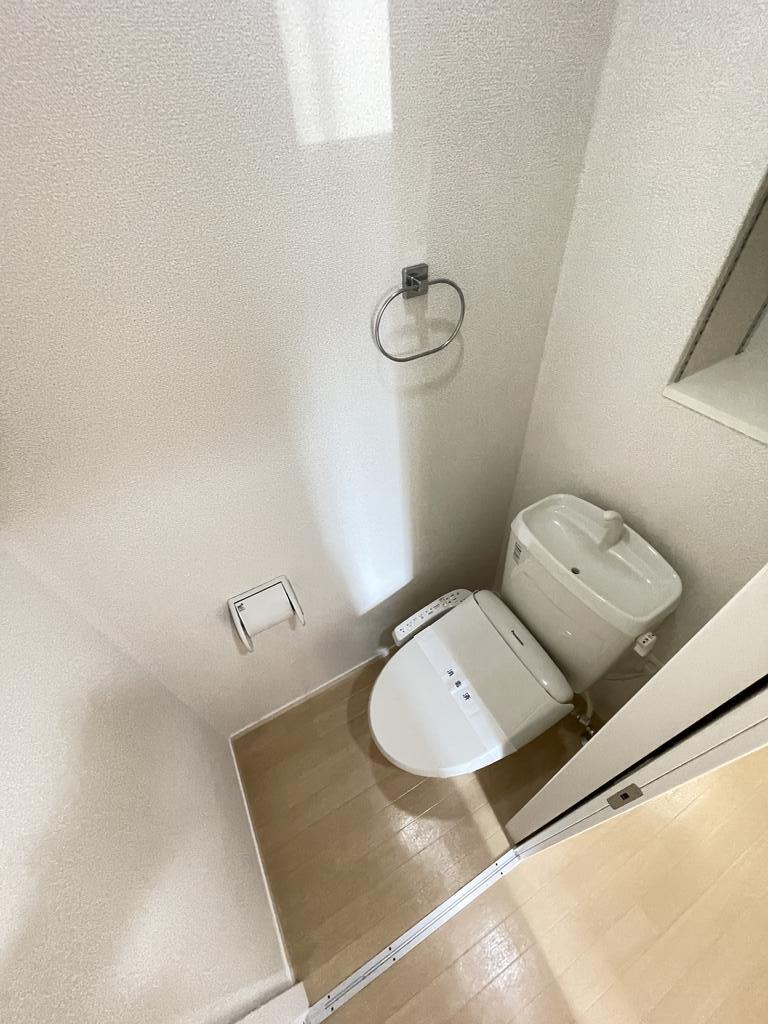 グランディール山手 Aのトイレ写真