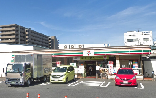コンビニ　セブンイレブン戸田笹目北町店（コンビニ）まで547m