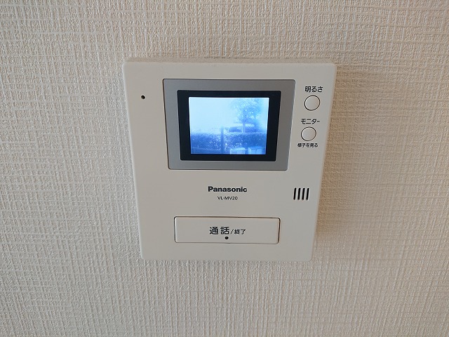 セキュリティ　急な訪問者をモニターで確認出来る　　ＴVドアホン
