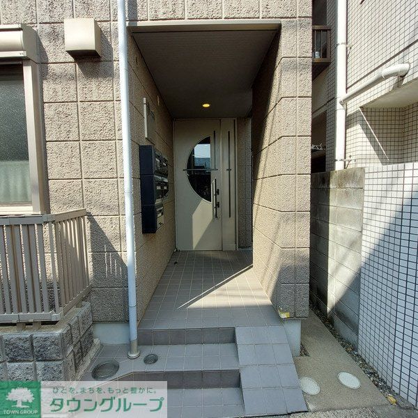エントランス　エントランス