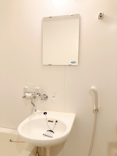 洗面設備　同仕様参考写真