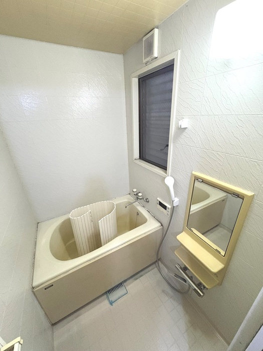 上馬1丁目戸建の風呂写真