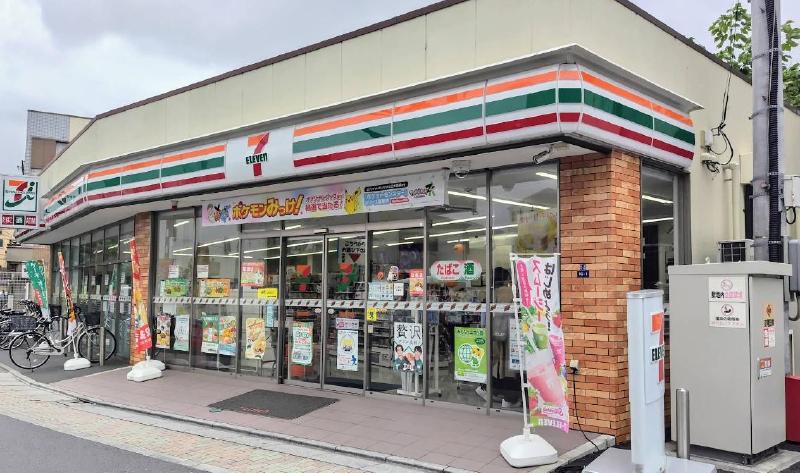コンビニ　セブン-イレブン 葛飾金町駅西店（コンビニ）まで350m