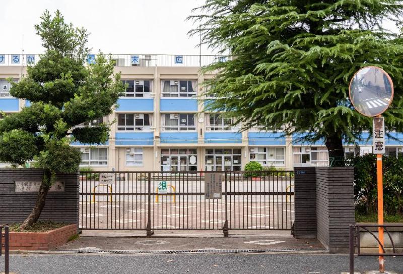 小学校　葛飾区立末広小学校（小学校）まで190m