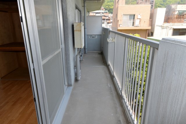 バルコニー　写真は同マンションの別のお部屋のものです