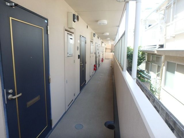 エントランス　★