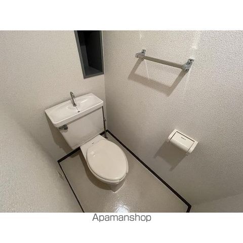 ＪＲ南武線 武蔵新城駅 徒歩7分 7階建 築38年のトイレ写真