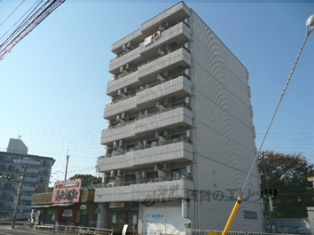 エリーフラッツ西京極の外観写真