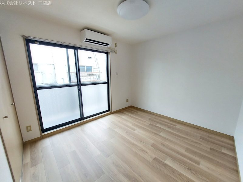 居室・リビング　洋室6帖　※別部屋の写真です