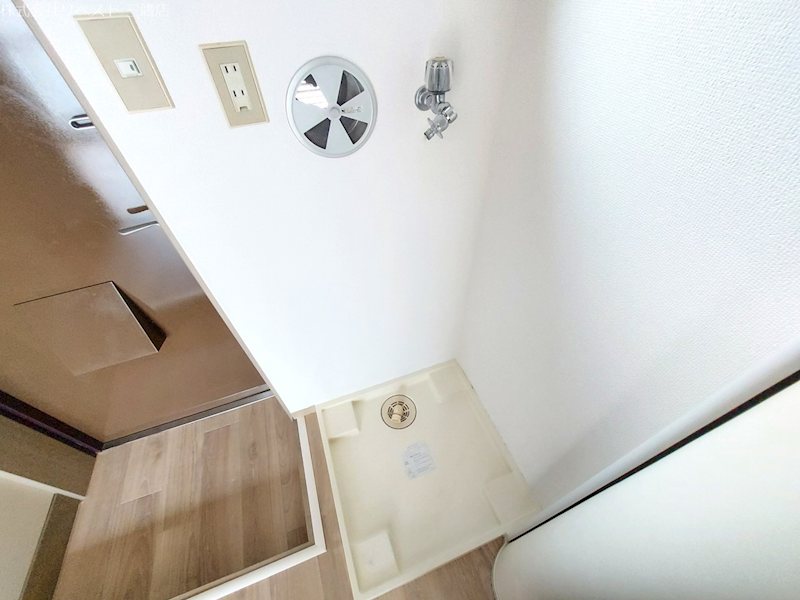その他　室内洗濯機置き場※別部屋の写真です