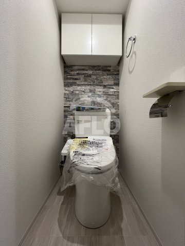 地下鉄谷町線 東梅田駅 徒歩7分 15階建 築3年のトイレ写真