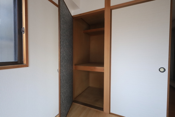 収納　※別号室の写真です