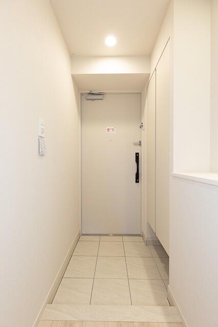 玄関　※写真は同タイプ住戸です。