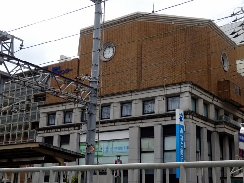 役所　西宮市甲東支所（役所）まで808m