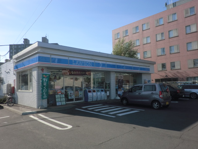 コンビニ　ローソン札幌豊平1条二丁目店（コンビニ）まで226m