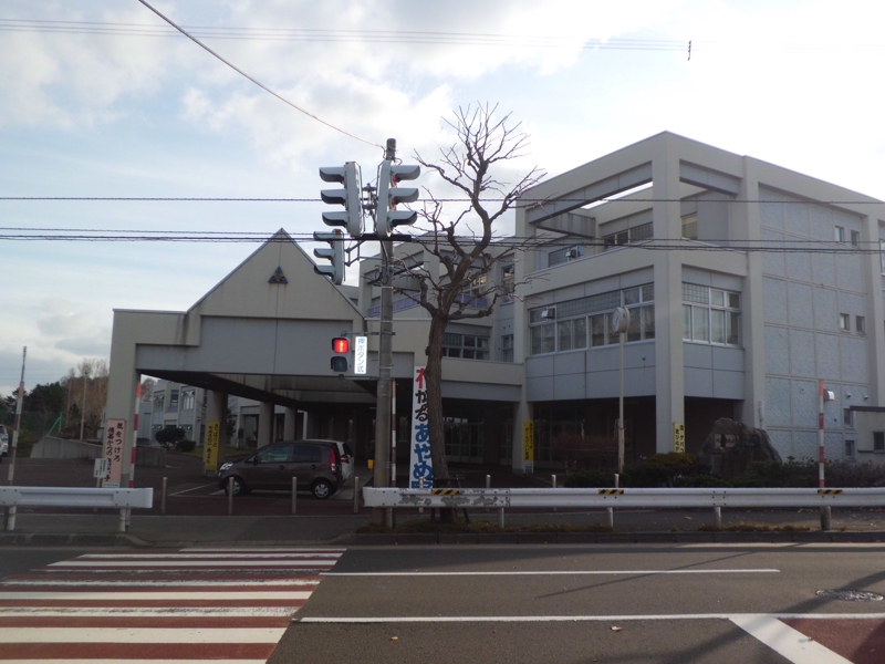 中学校　札幌市立あやめ野中学校（中学校）まで804m