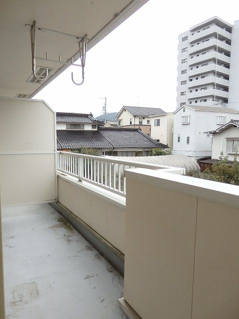 ＪＲ芸備線 安芸矢口駅 バス乗車時間：4分 最寄りバス停で下車 徒歩4分 2階建 築18年の内装写真