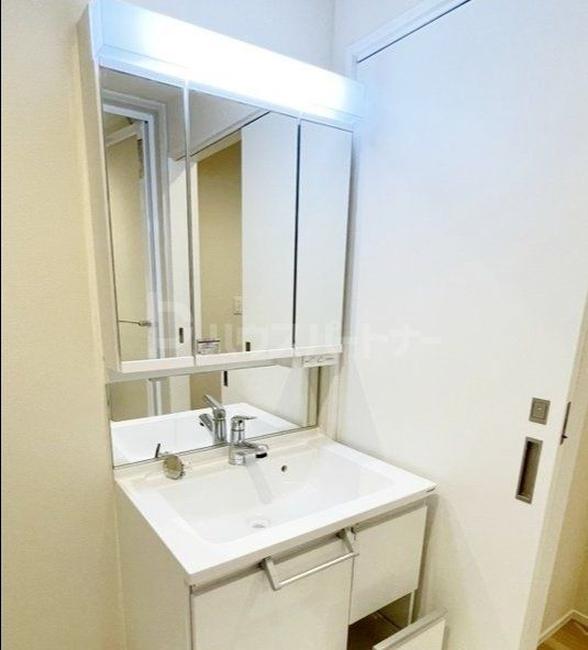 洗面設備　同仕様写真
