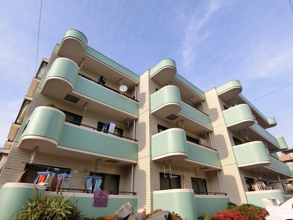 建物外観　しっかりとした造りのマンション