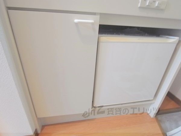 その他設備　小型冷蔵庫
