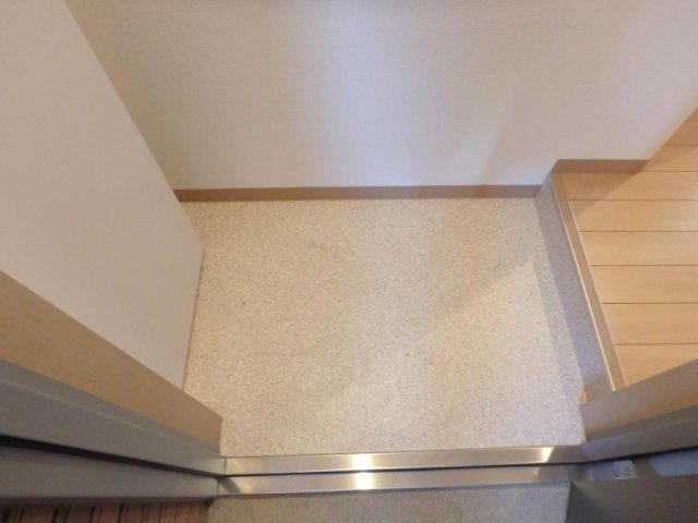 玄関　別部屋参考写真