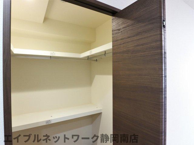 【静岡市駿河区豊田のマンションの収納】