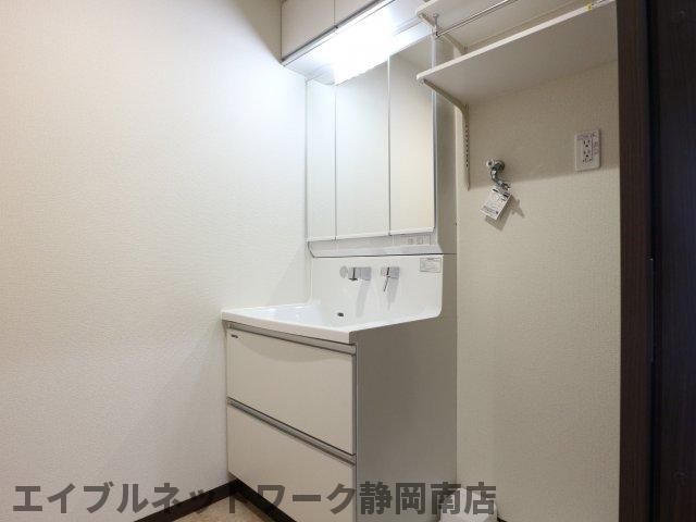 【静岡市駿河区豊田のマンションの洗面設備】