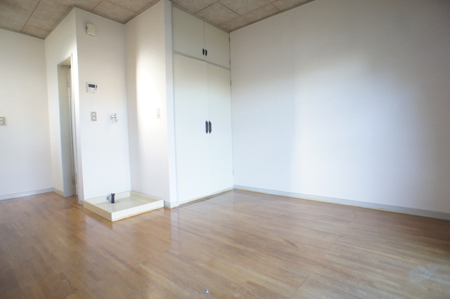 その他部屋・スペース　明るい雰囲気で暮らしやすい！優しい質感の室内がオススメ☆