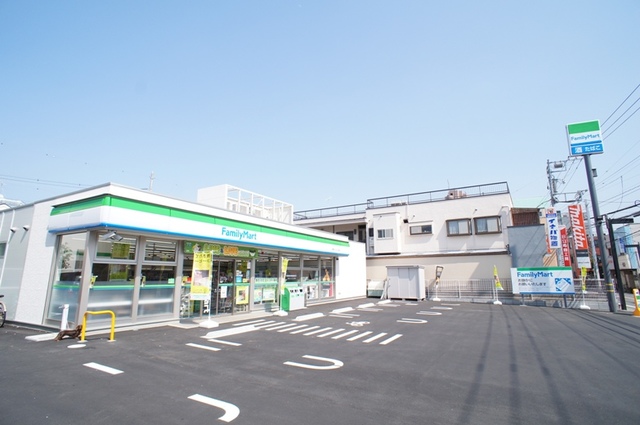 コンビニ　ファミリーマート調布つつじヶ丘店（コンビニ）まで527m