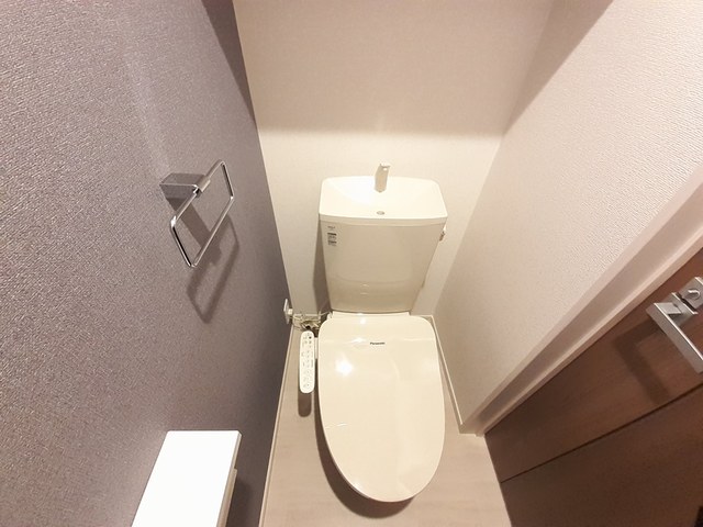 【アレーズＢのトイレ】