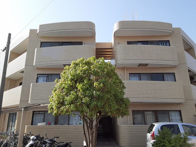 名古屋市中村区大日町のマンションの建物外観