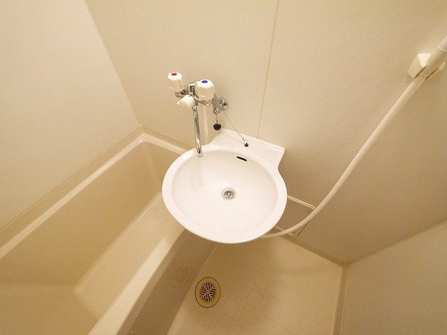 その他設備　洗面台もあります